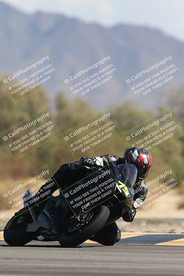 media/Oct-13-2025-Moto Forza (Mon) [[a66d839500]]/2-A Group/Session 4 Turn 7/